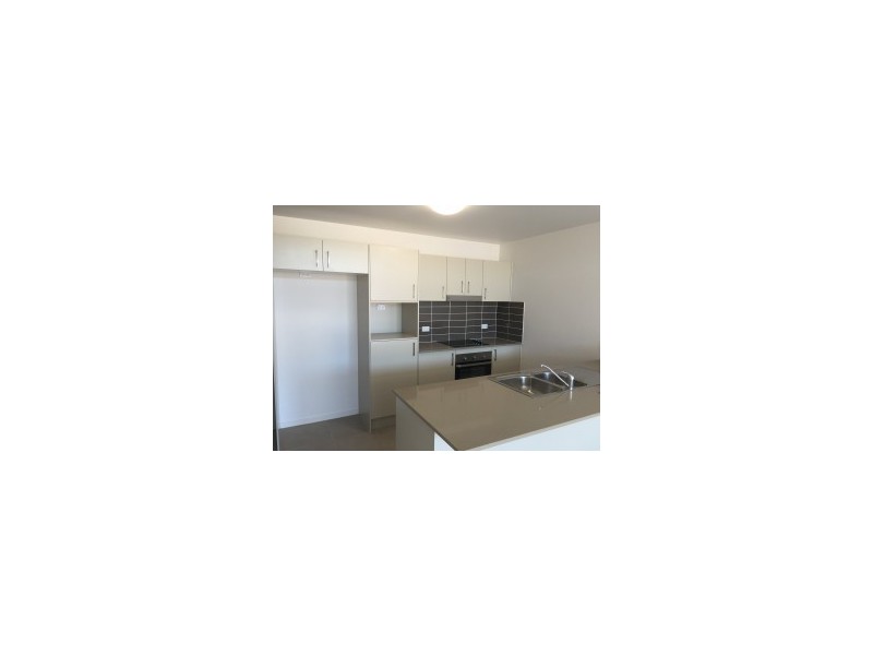 D10/3 McLennan Court, North Lakes QLD 4509