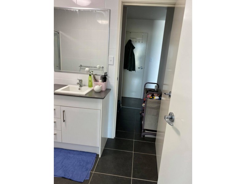 D10/3 McLennan Court, North Lakes QLD 4509