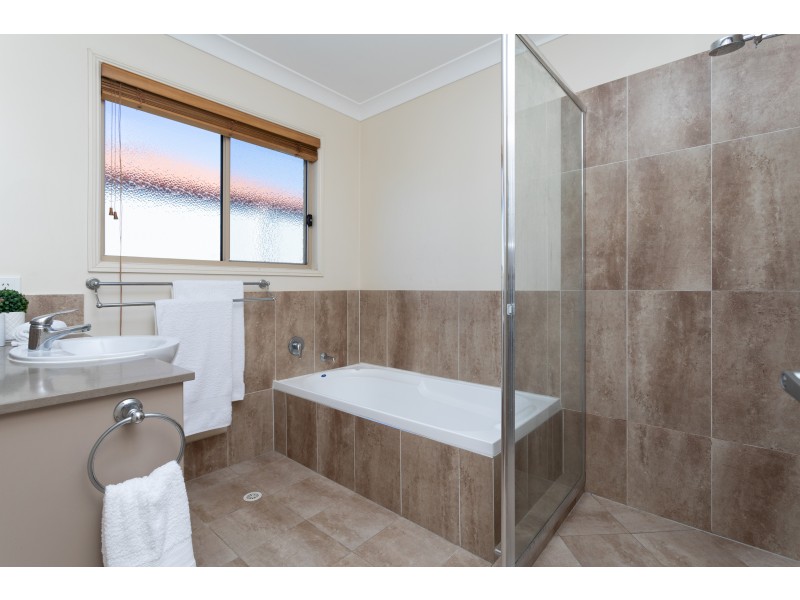 12/24 Tallis Street, Wakerley QLD 4154