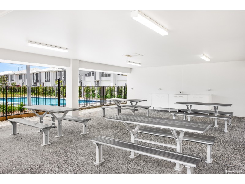 55/188 Gainsborough Drive, Pimpama QLD 4209