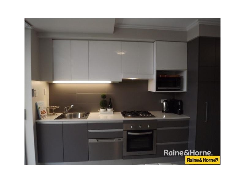 U97/123 Barrack Road, Cannon Hill QLD 4170