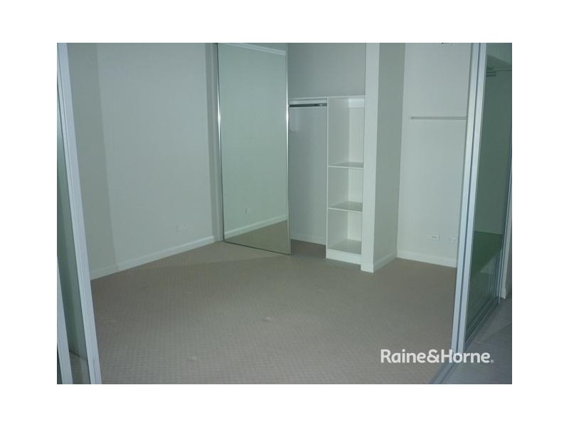 U97/123 Barrack Road, Cannon Hill QLD 4170