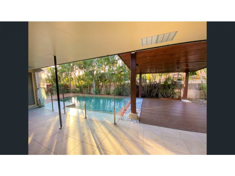 25 Batchworth Road, Molendinar QLD 4214