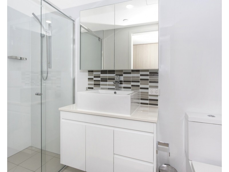 61/27 Manning Street, Milton QLD 4064