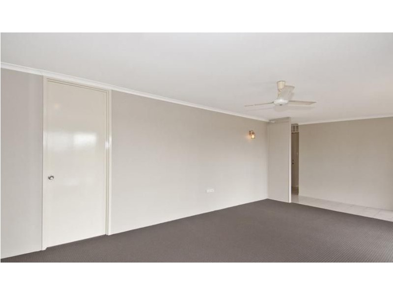 63 Mount Warren Boulevard, Mount Warren Park QLD 4207