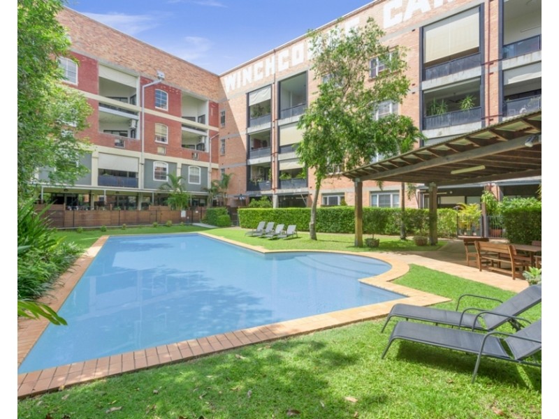 54 Vernon Tce, Teneriffe QLD 4005