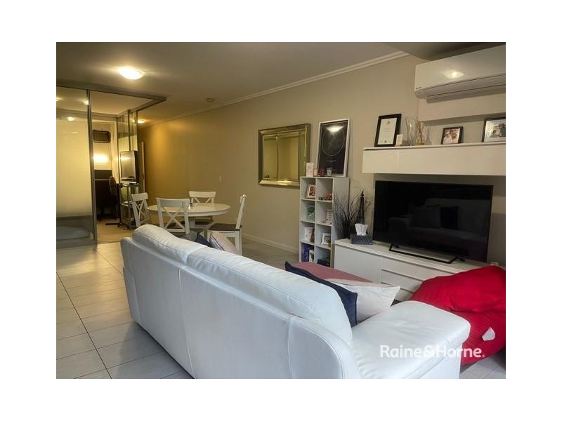 97/123 Barrack Road, Cannon Hill QLD 4170