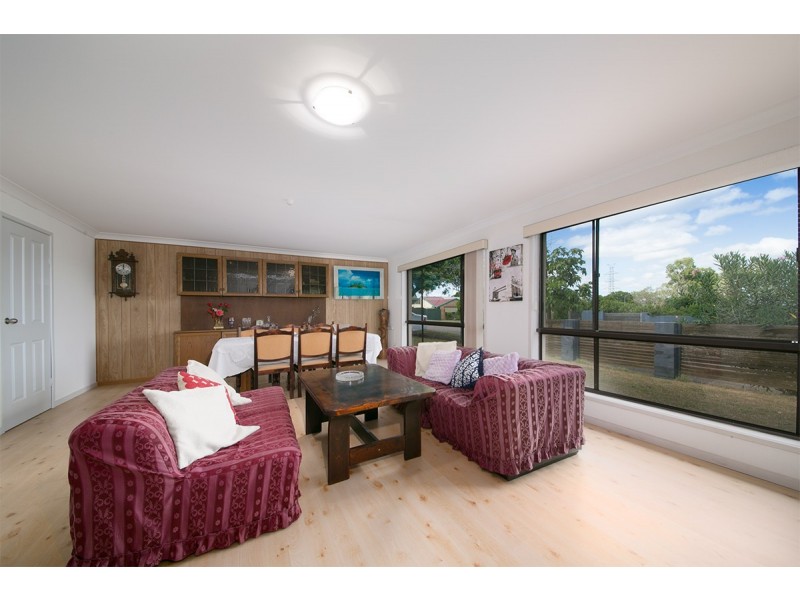 18 Dome Street, Eight Mile Plains QLD 4113