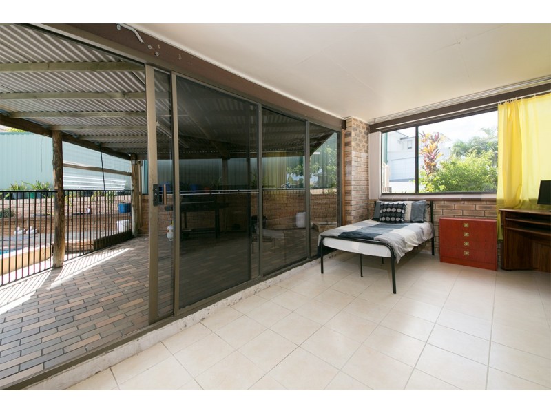 18 Dome Street, Eight Mile Plains QLD 4113