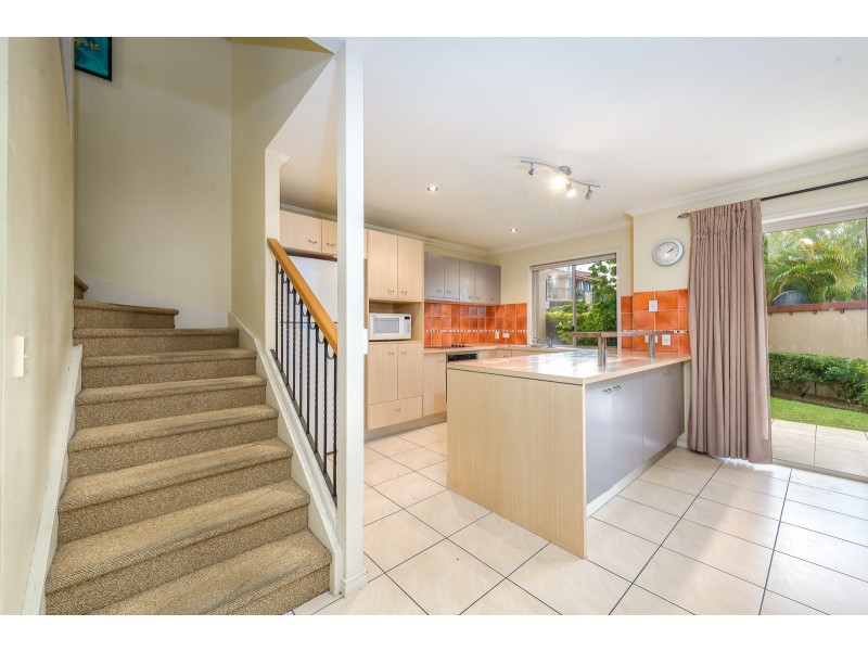 51/4 University Drive, Robina QLD 4226