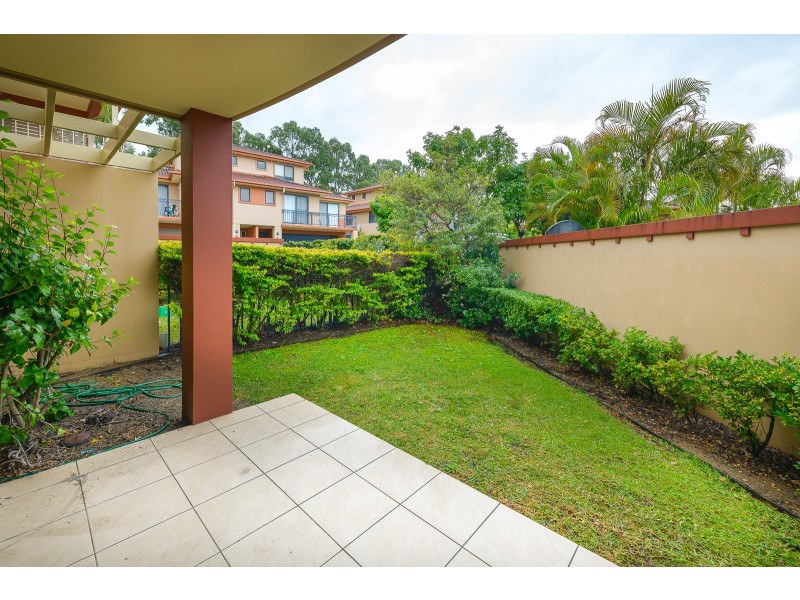 51/4 University Drive, Robina QLD 4226