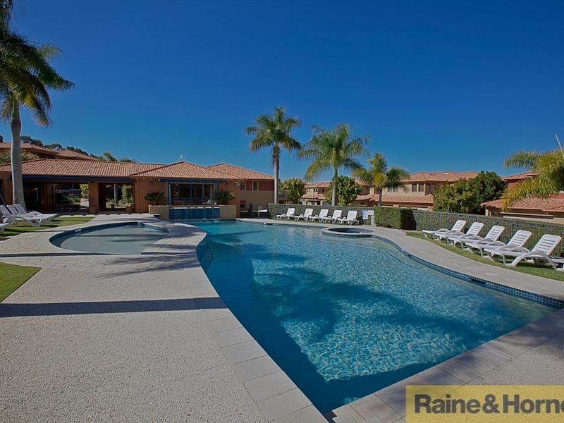 51/4 University Drive, Robina QLD 4226