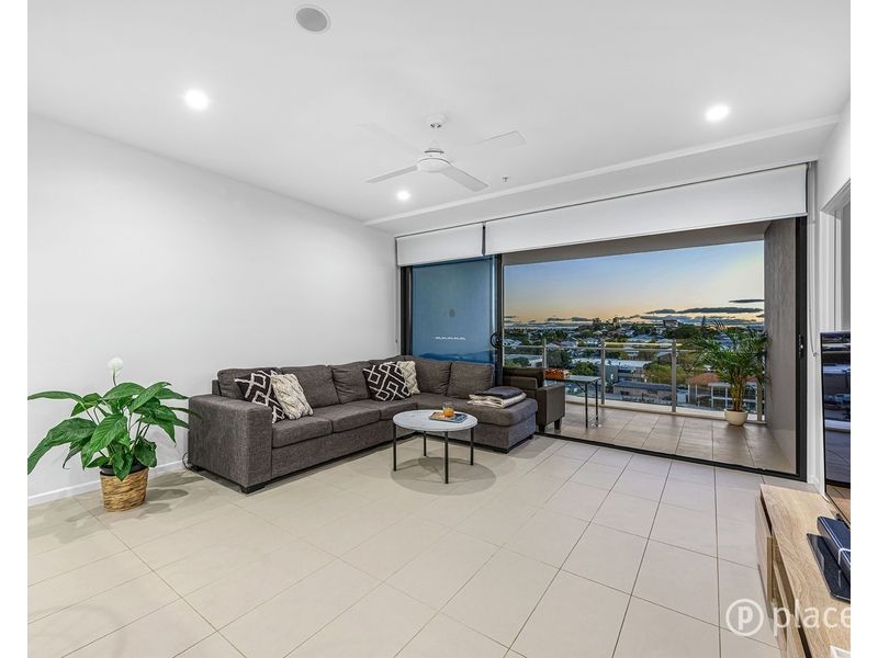 2079/123 Cavendish Road Coorparoo, Coorparoo QLD 4151
