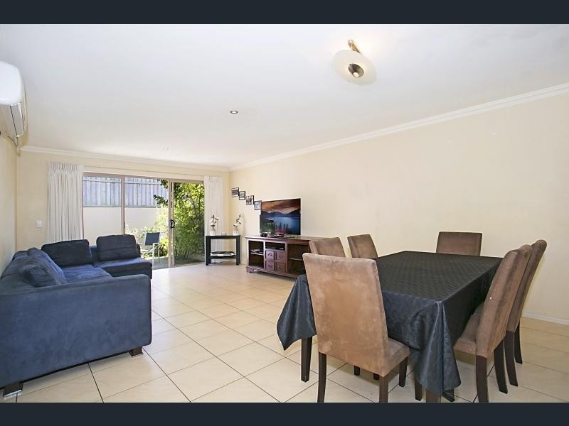 41/4 University Drive, Robina QLD 4226