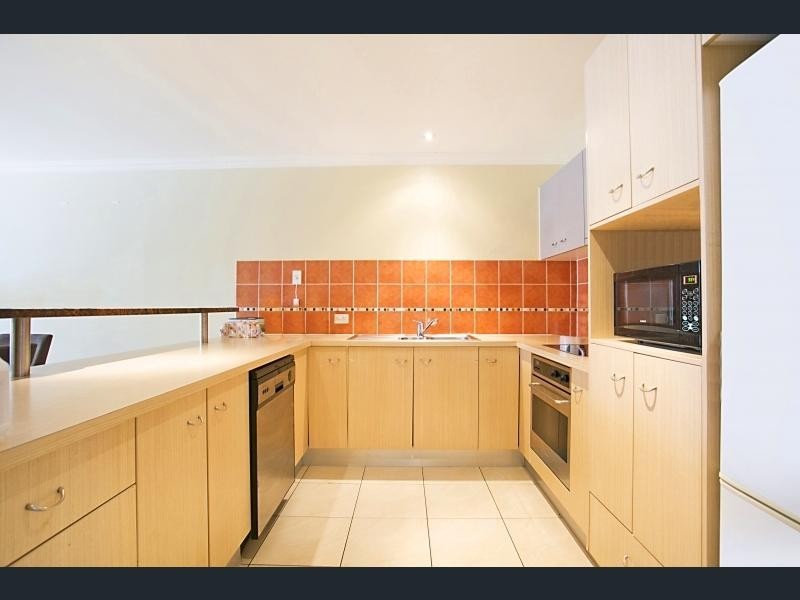 41/4 University Drive, Robina QLD 4226