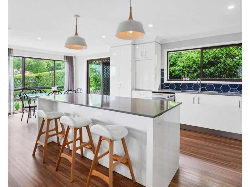 39 Pinkwood Drive, Ashmore QLD 4214