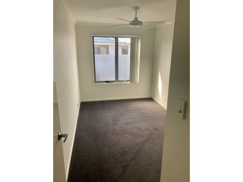 89/370 Gainsborough Drive, Pimpama QLD 4209