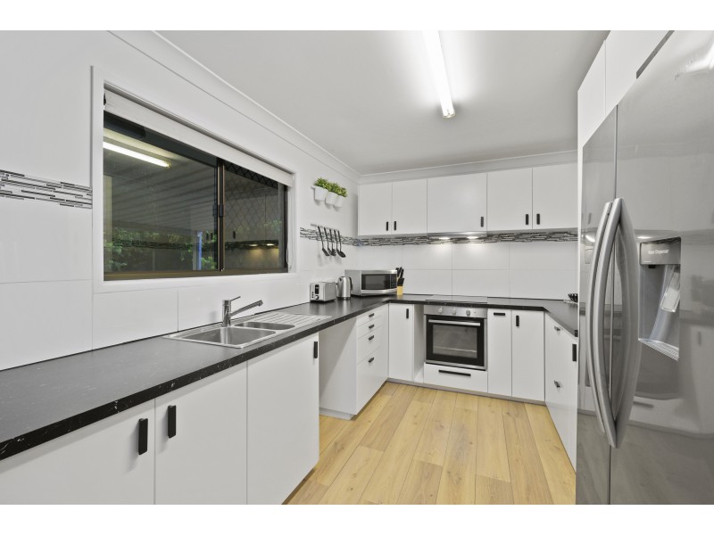 7 Carex Court, Crestmead QLD 4132