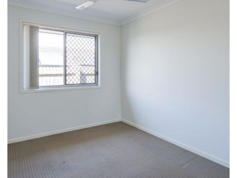 53 Ridgevale Boulevard, Holmview QLD 4207