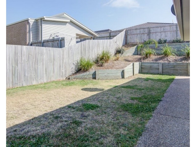 53 Ridgevale Boulevard, Holmview QLD 4207