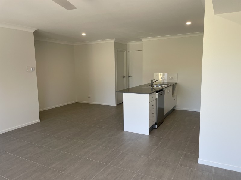 11/13 Kinsellas Rd West, Mango Hill QLD 4509