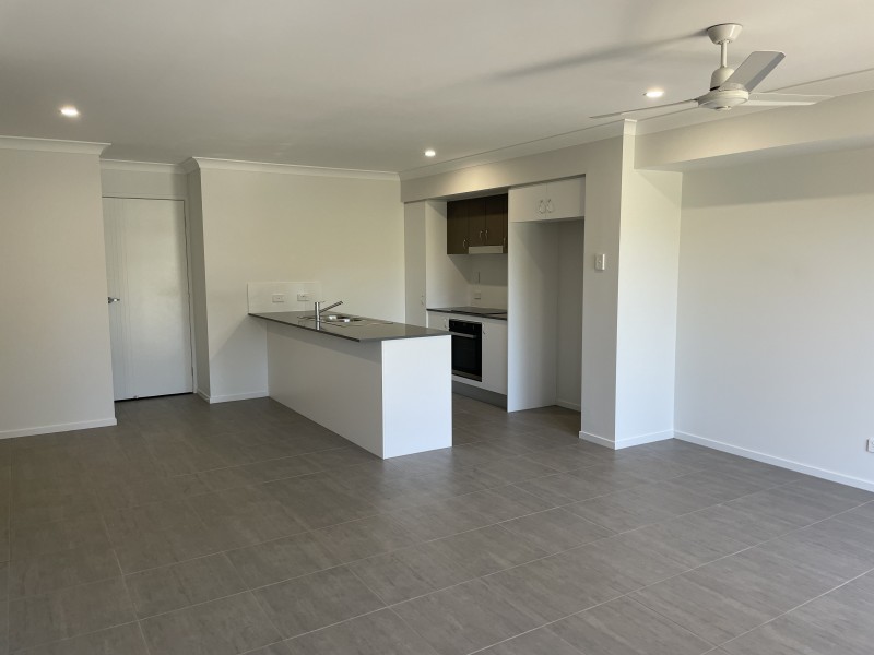 11/13 Kinsellas Rd West, Mango Hill QLD 4509