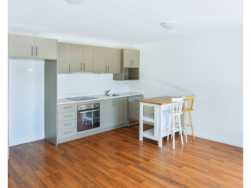 2/62-64 River Hills Road, Eagleby QLD 4207