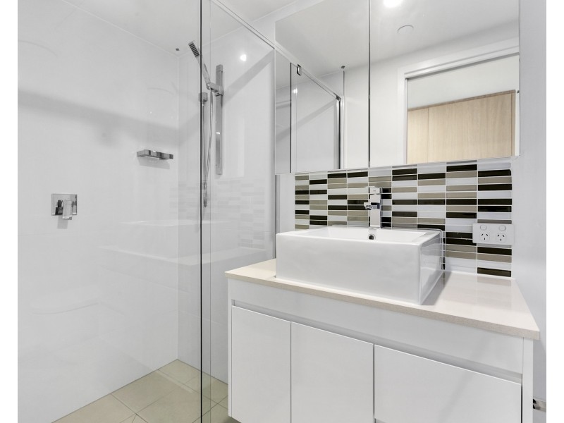 53/27 Manning Street, Milton QLD 4064