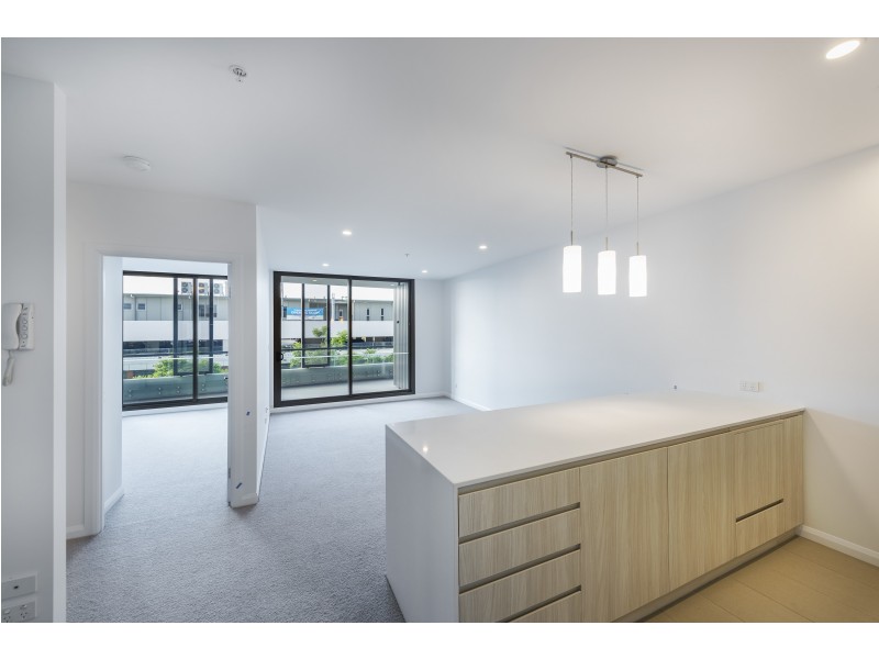 30101/300 Old Cleveland Road, Coorparoo QLD 4151