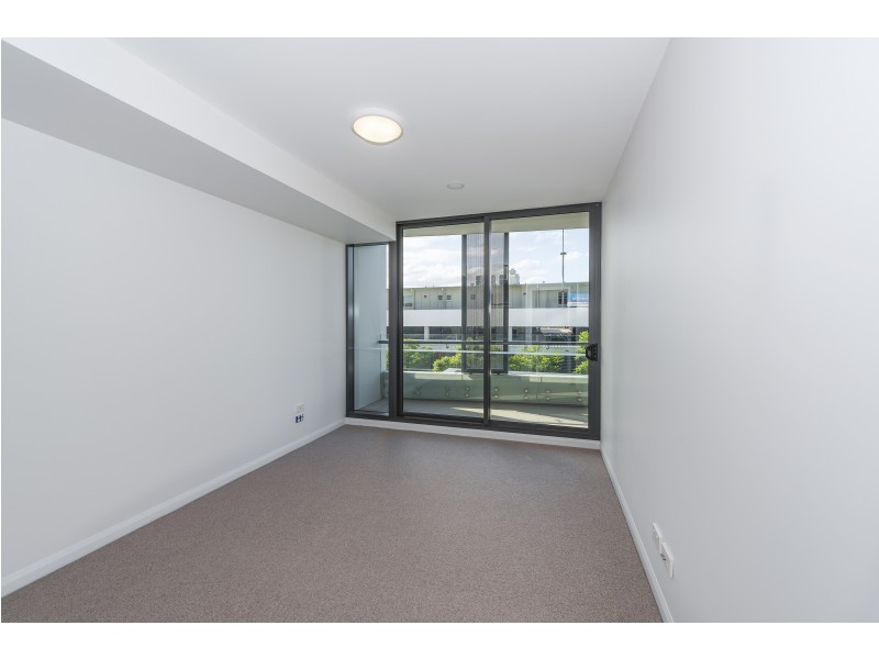 30101/300 Old Cleveland Road, Coorparoo QLD 4151