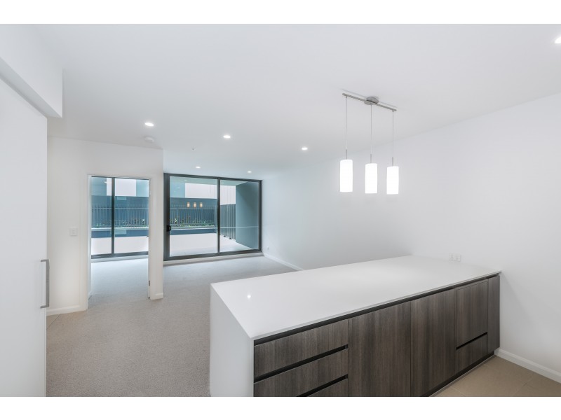 20408/300 Old Cleveland rd, Coorparoo QLD 4151