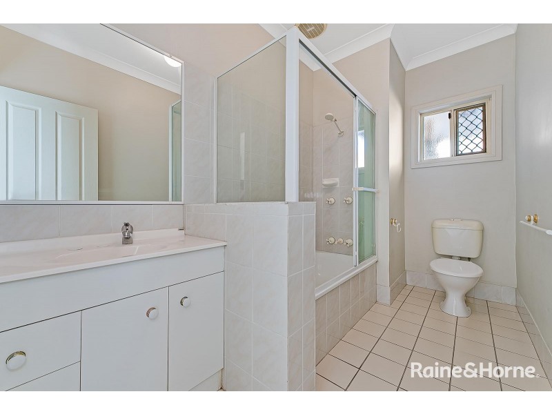 24/26 Stay Place, Carseldine QLD 4034