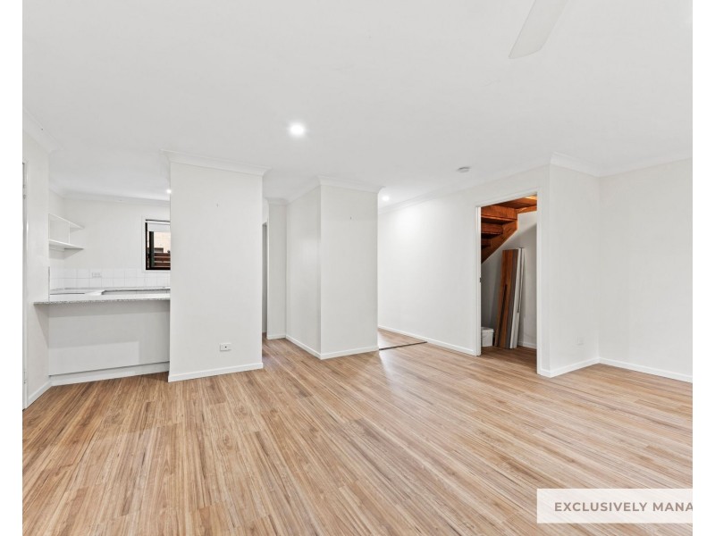2/6 Lemnos Street, Red Hill QLD 4059