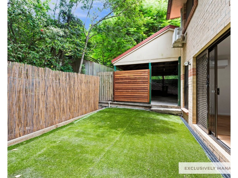 2/6 Lemnos Street, Red Hill QLD 4059