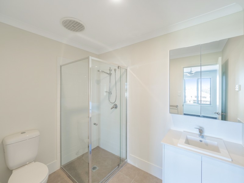 64/9 Springfield College Drive, Springfield QLD 4300