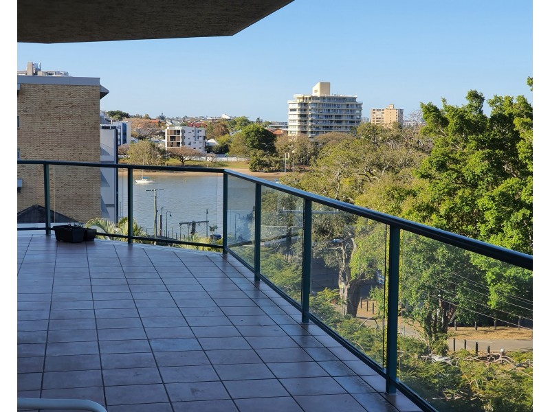 7/10 Park Avenue, Kangaroo Point QLD 4169