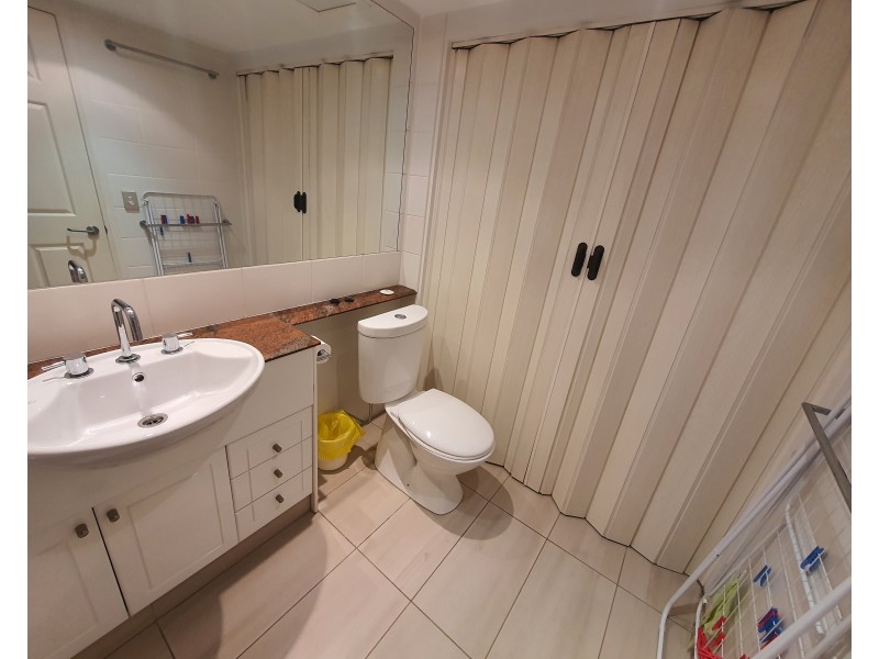 7/10 Park Avenue, Kangaroo Point QLD 4169
