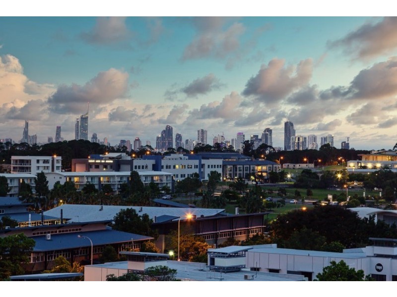 413/33 Lakefront crescent, Varsity Lakes QLD 4227