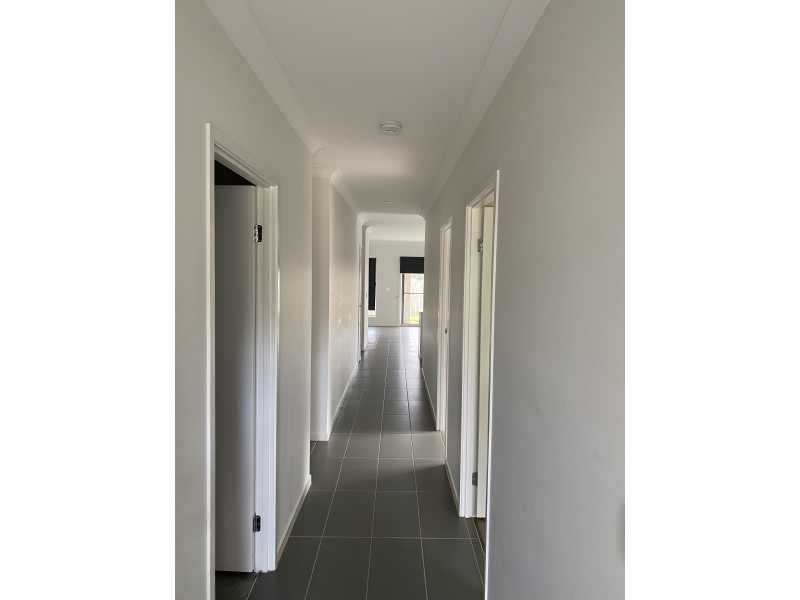 7 Sandy Close, Browns Plains QLD 4118