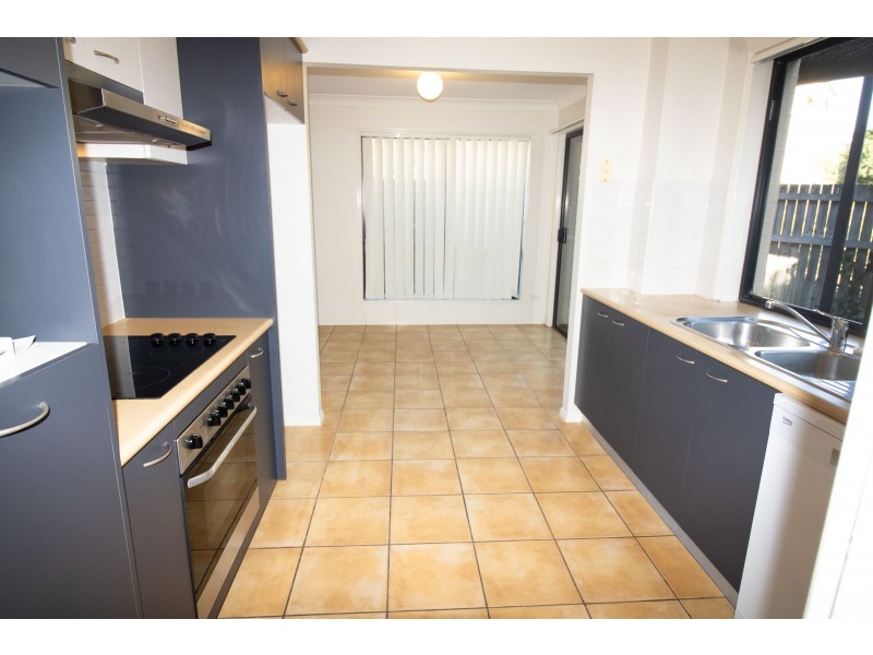 24/11 Federation Street, Wynnum West QLD 4178