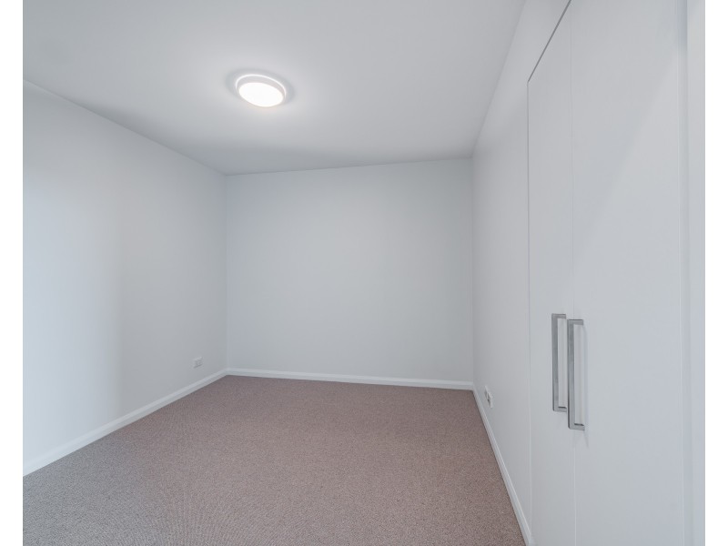 11702/300 Old Cleveland Road, Coorparoo QLD 4151