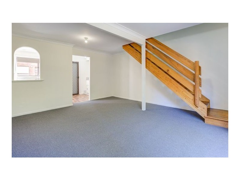 28/29-31 Defiance Road, Woodridge QLD 4114