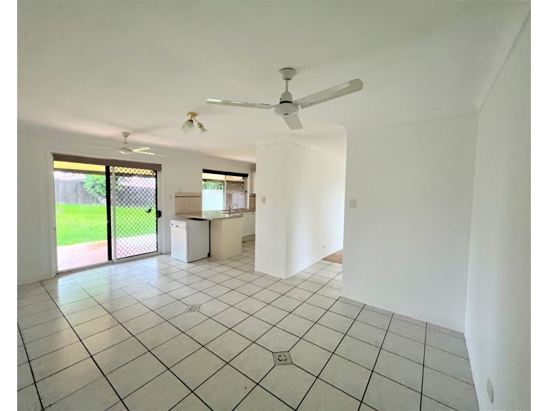 7 Burrum Court, Eagleby QLD 4207