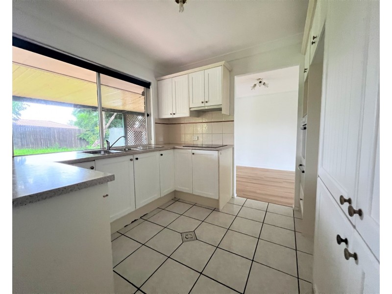 7 Burrum Court, Eagleby QLD 4207