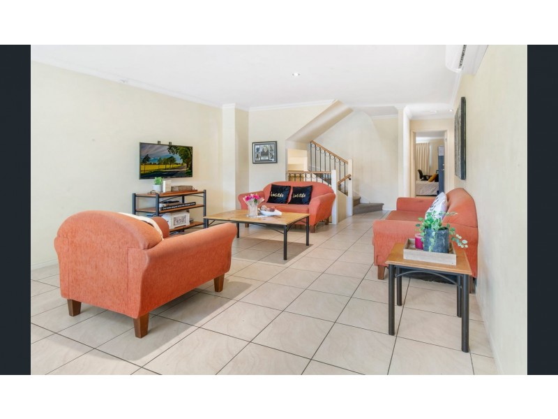 4 University Drive, Robina QLD 4226
