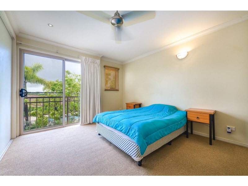 4 University Drive, Robina QLD 4226