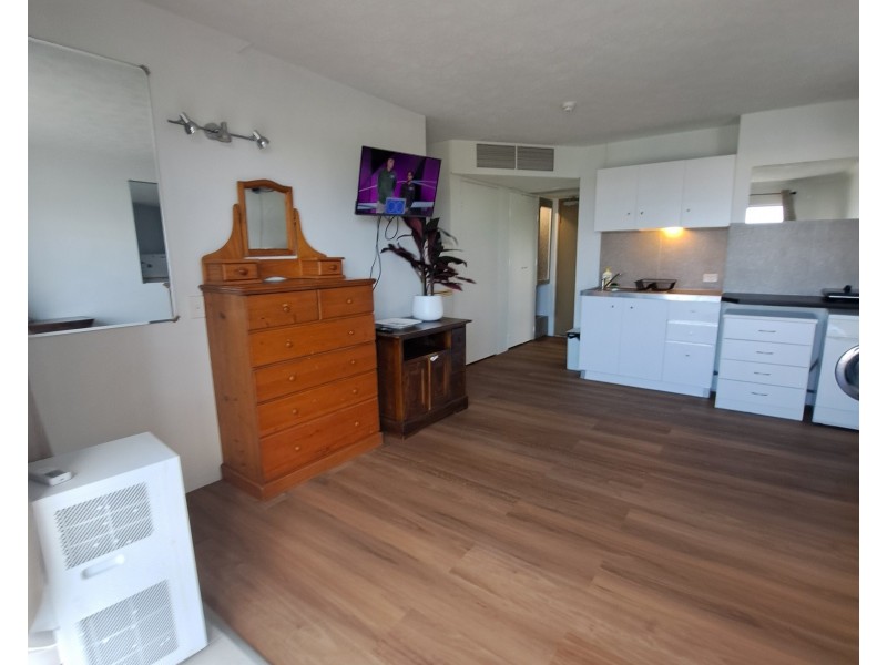 814/2 Barney, Southport QLD 4215