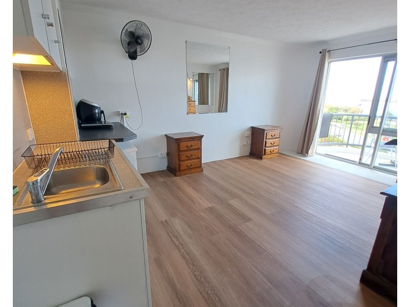 814/2 Barney, Southport QLD 4215