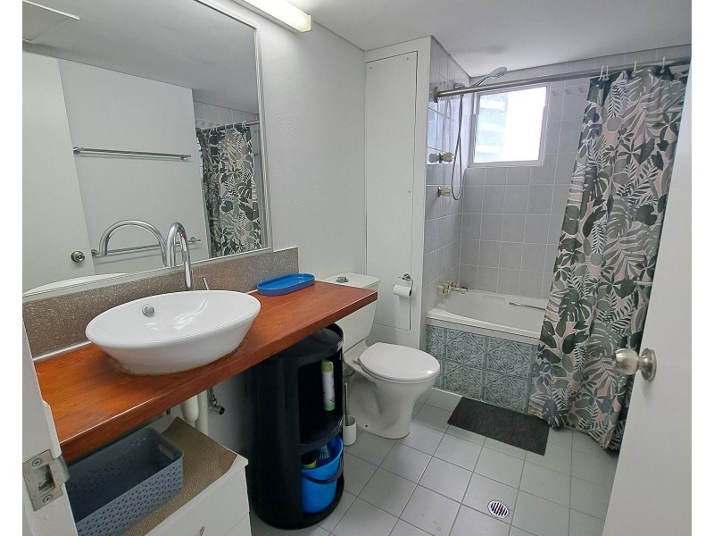 814/2 Barney, Southport QLD 4215