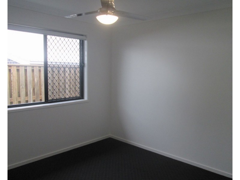 46B Bowerbird Crescent, Dakabin QLD 4503